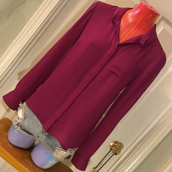 THE LIMITED Magenta Relaxed Long Sleeve Blouse NWT - Picture 3 of 14